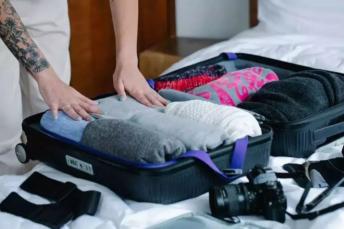 persiapkan perlengkapan yang dapat melindungi Anda dari hujan persiapkan perlengkapan yang dapat melindungi Anda dari hujan