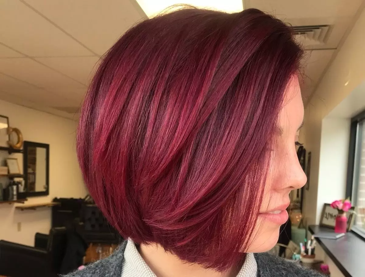 warna rambut Bold Red
