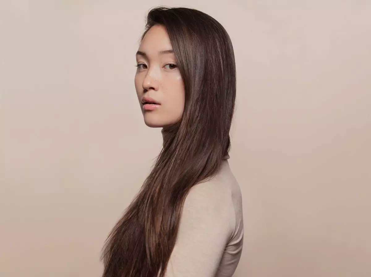 warna rambut Natural Brunette