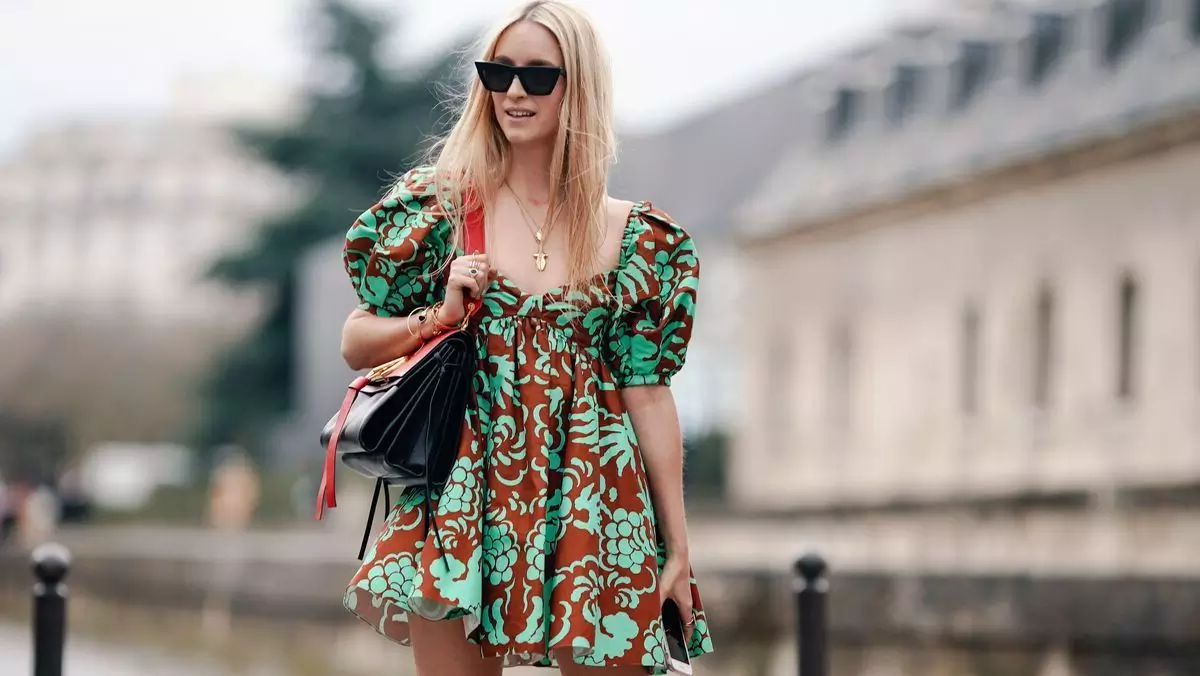 Babydoll Menampilkan Kesan Feminin