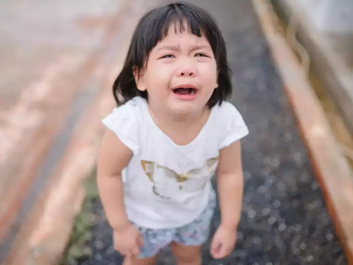 Beri waktu kepada anak untuk menuntaskan tangis Beri waktu kepada anak untuk menuntaskan tangis