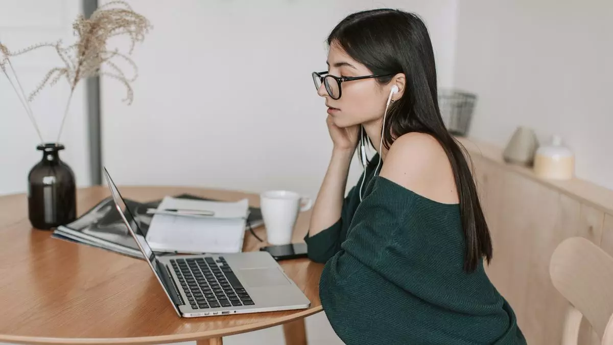 Keseimbangan antara pekerjaan dan kehidupan pribadi Keseimbangan antara pekerjaan dan kehidupan pribadi