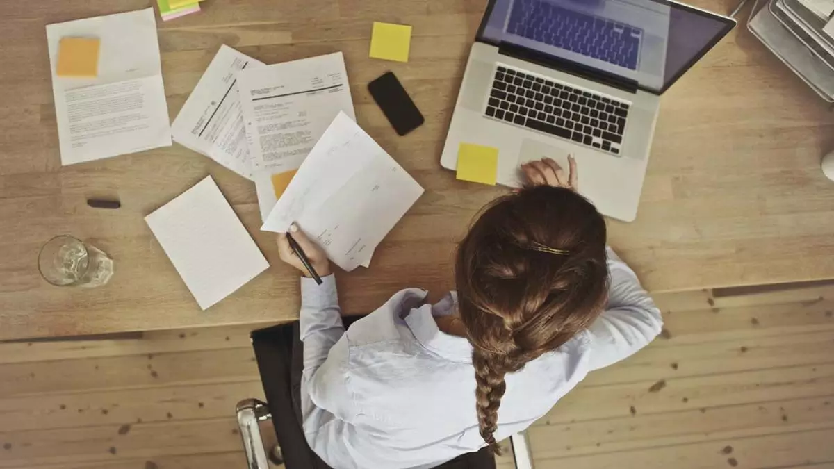 Tingkatkan Keterampilan yang Menunjang Pekerjaan Tingkatkan Keterampilan yang Menunjang Pekerjaan