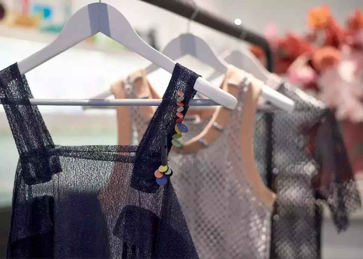 mesh eyelet dan lace mesh eyelet dan lace