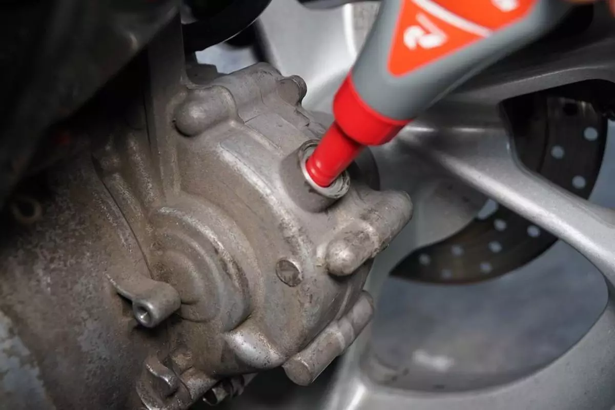 Cek oli gardan saat CVT berdengung