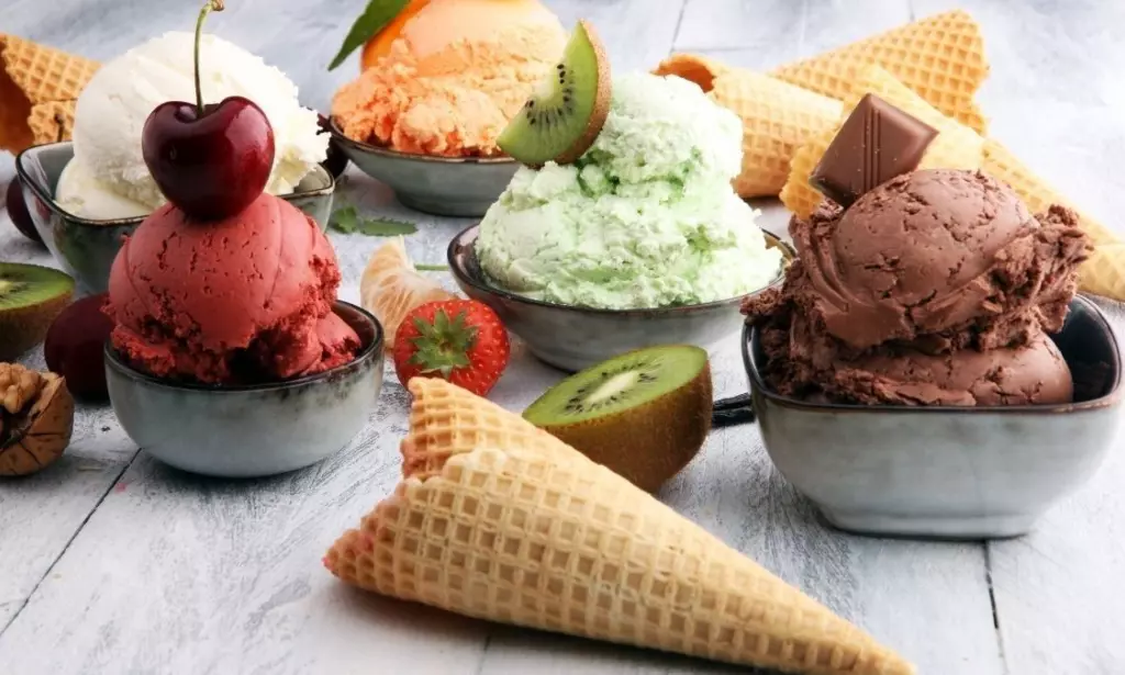 Pilihan Es Krim Segar yang Bisa Dikonsumsi Saat Panas