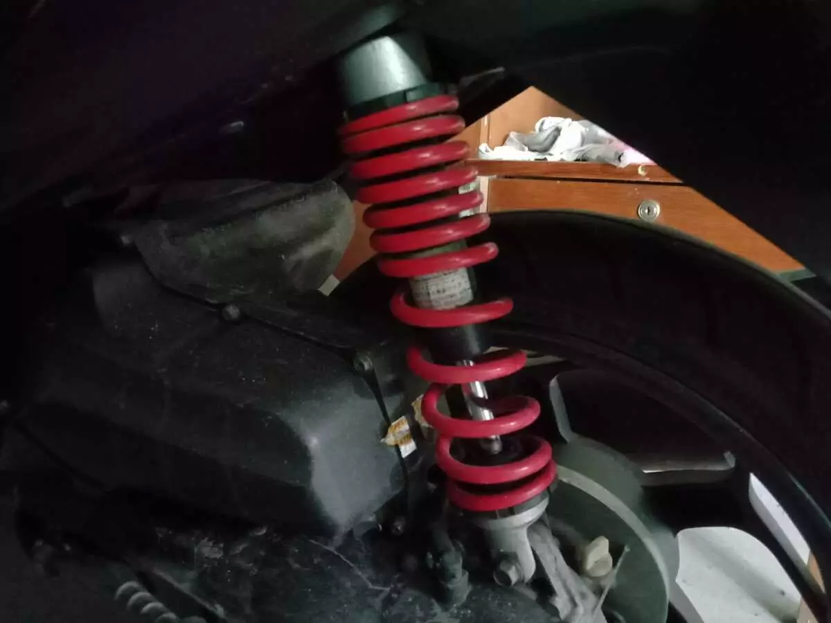 Shock breaker bermasalah bisa merusak komponen lain