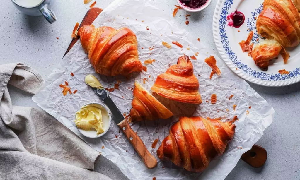 Cara Membuat Beragam Croissant untuk Meriahkan Natal dan Tahun Baru