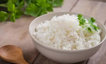 Manfaat dan Dampak Mengonsumsi Nasi Dingin
