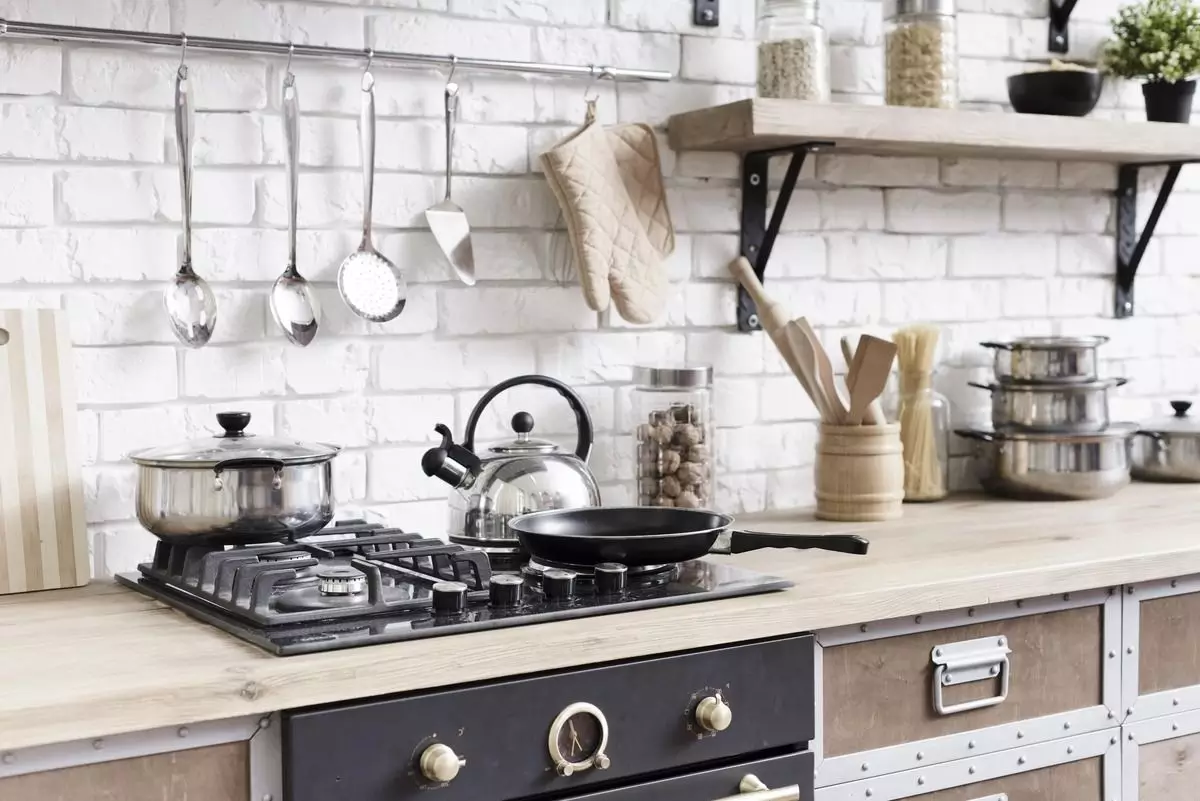 Fungsi dan Manfaat Peralatan Dapur Minimalis Fungsi dan Manfaat Peralatan Dapur Minimalis