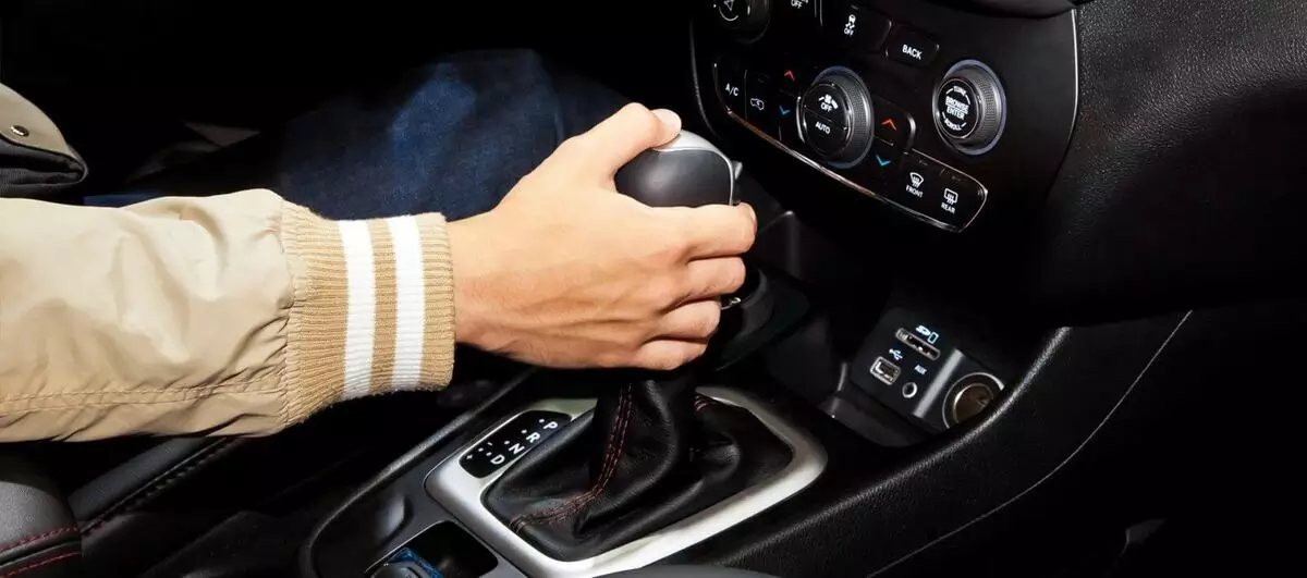 Transmisi Matic Konvensional (AT)