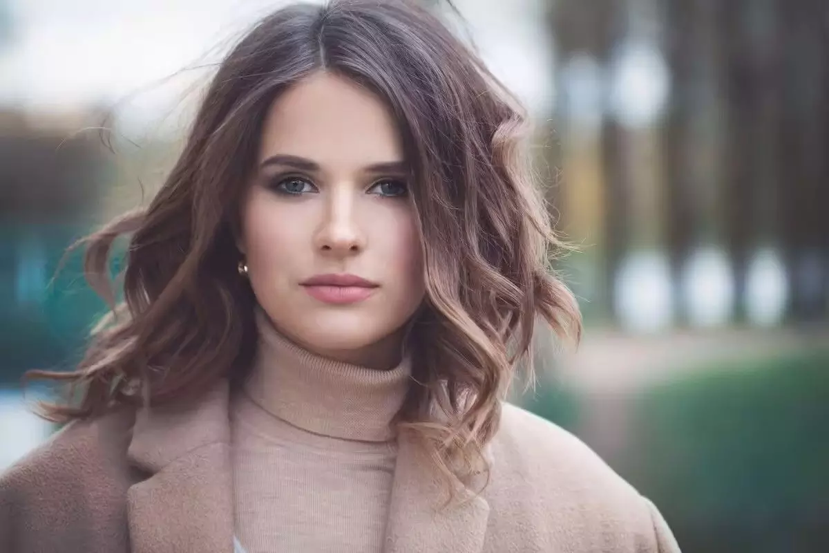 Model Rambut Shaggy Bob Berwarna Cokelat Model Rambut Shaggy Bob Berwarna Cokelat