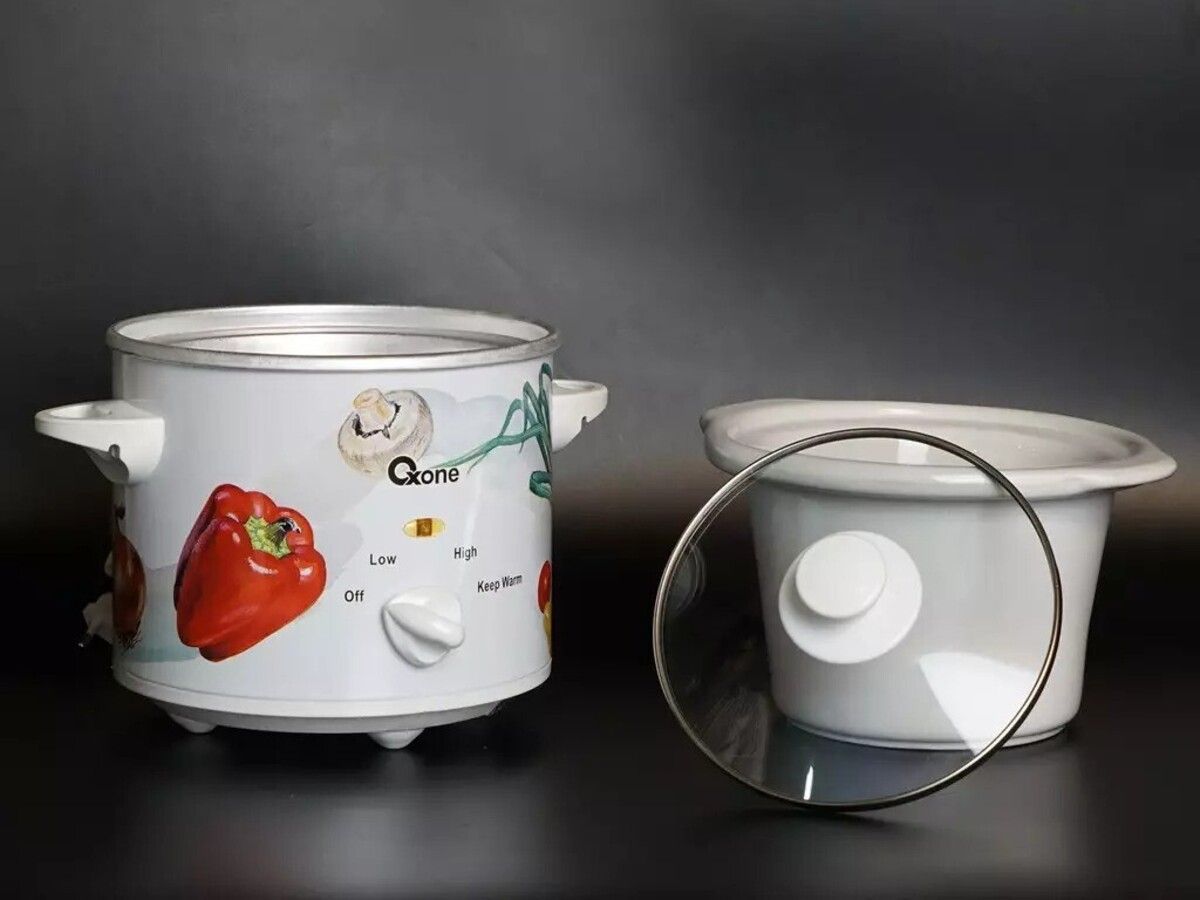 Perimbangkan Material Panci Slow Cooker