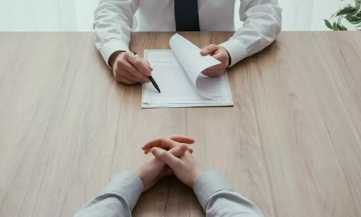 bahasa-tubuh bahasa-tubuh