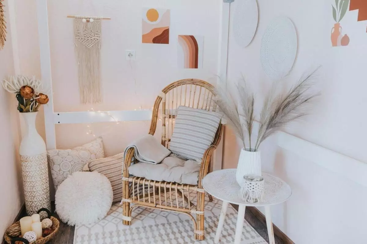 Ruang Baca Bohemian Ruang Baca Bohemian