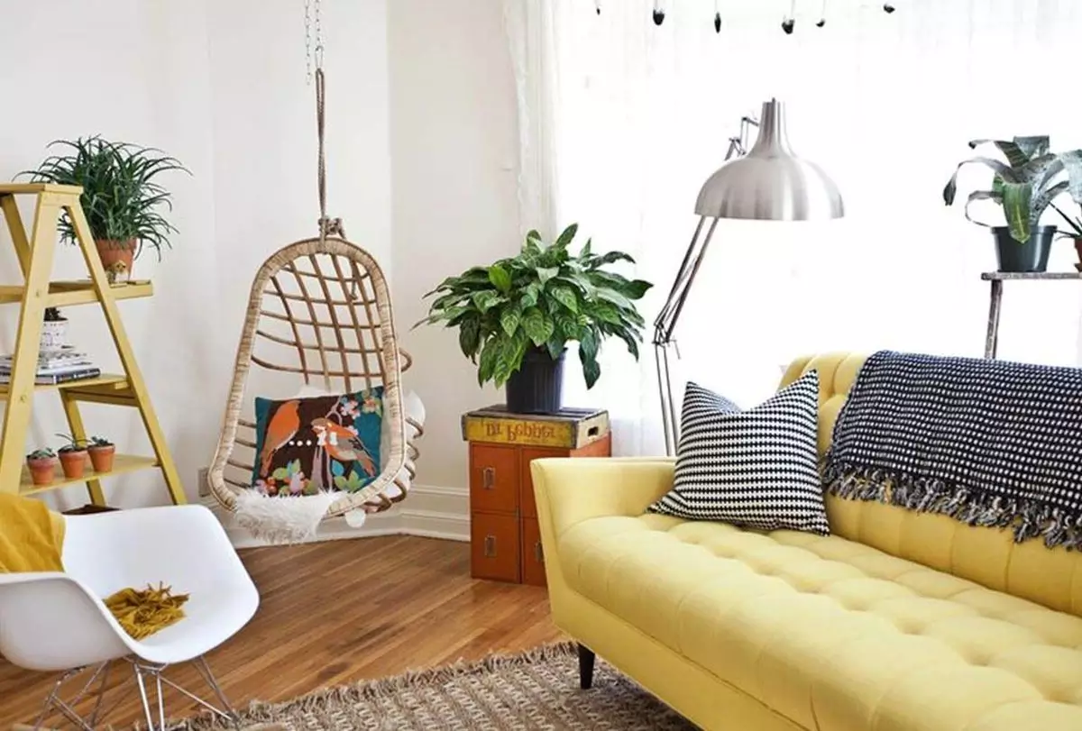 Sudut Ruang dengan Kursi Gantung Cozy Sudut Ruang dengan Kursi Gantung Cozy