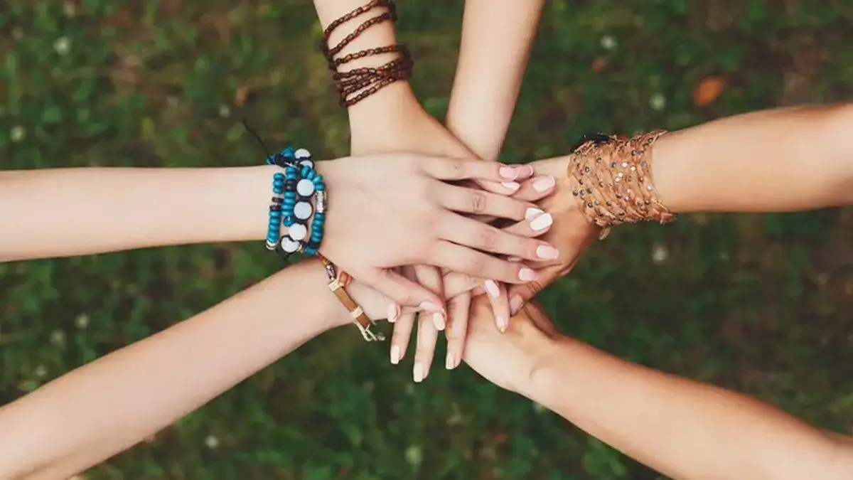 Aksesoris dari Bahan Daur Ulang