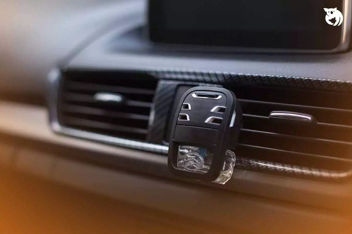 Penggunaan Pewangi AC Mobil yang Tidak Tepat Penggunaan Pewangi AC Mobil yang Tidak Tepat