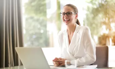 7 Tips Menghadapi Wawancara Kerja Secara Online