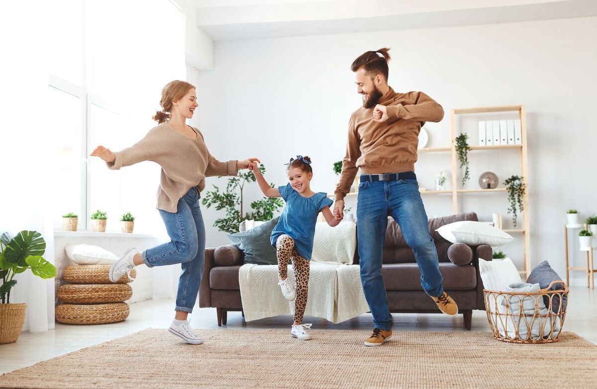 Tips Menerapkan Gaya Parenting Demokratis