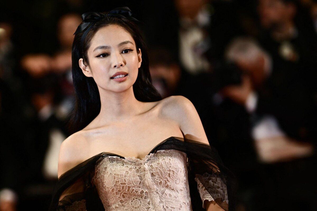 Tips Diet Ala Jennie Blackpink untuk Bentuk Tubuh Ideal