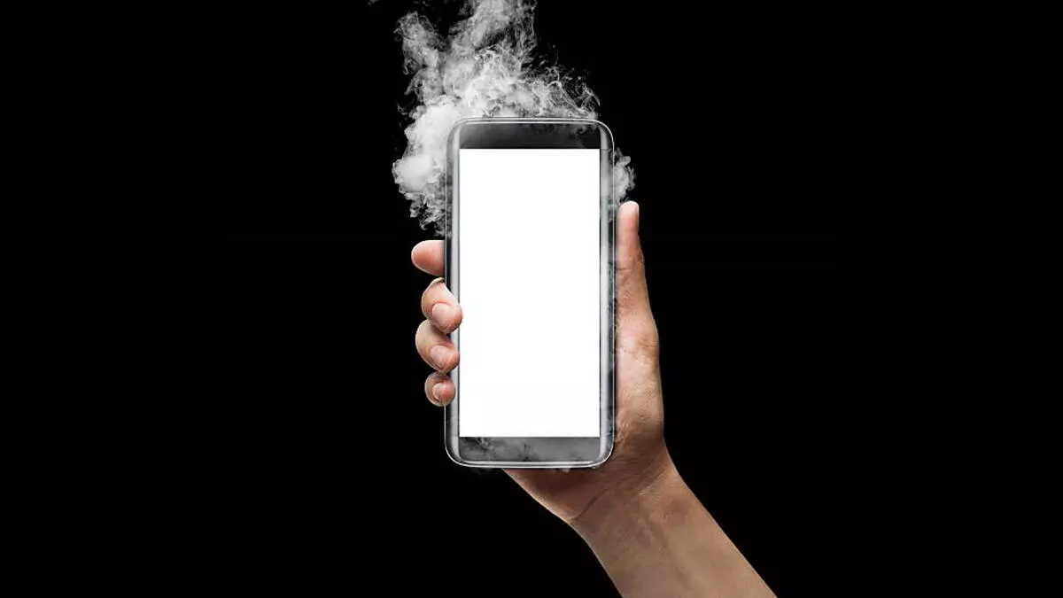 Penyebab HP Overheating Penyebab HP Overheating