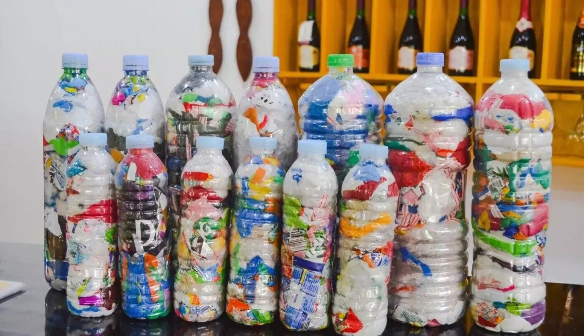 Kerajinan ecobrick Kerajinan ecobrick