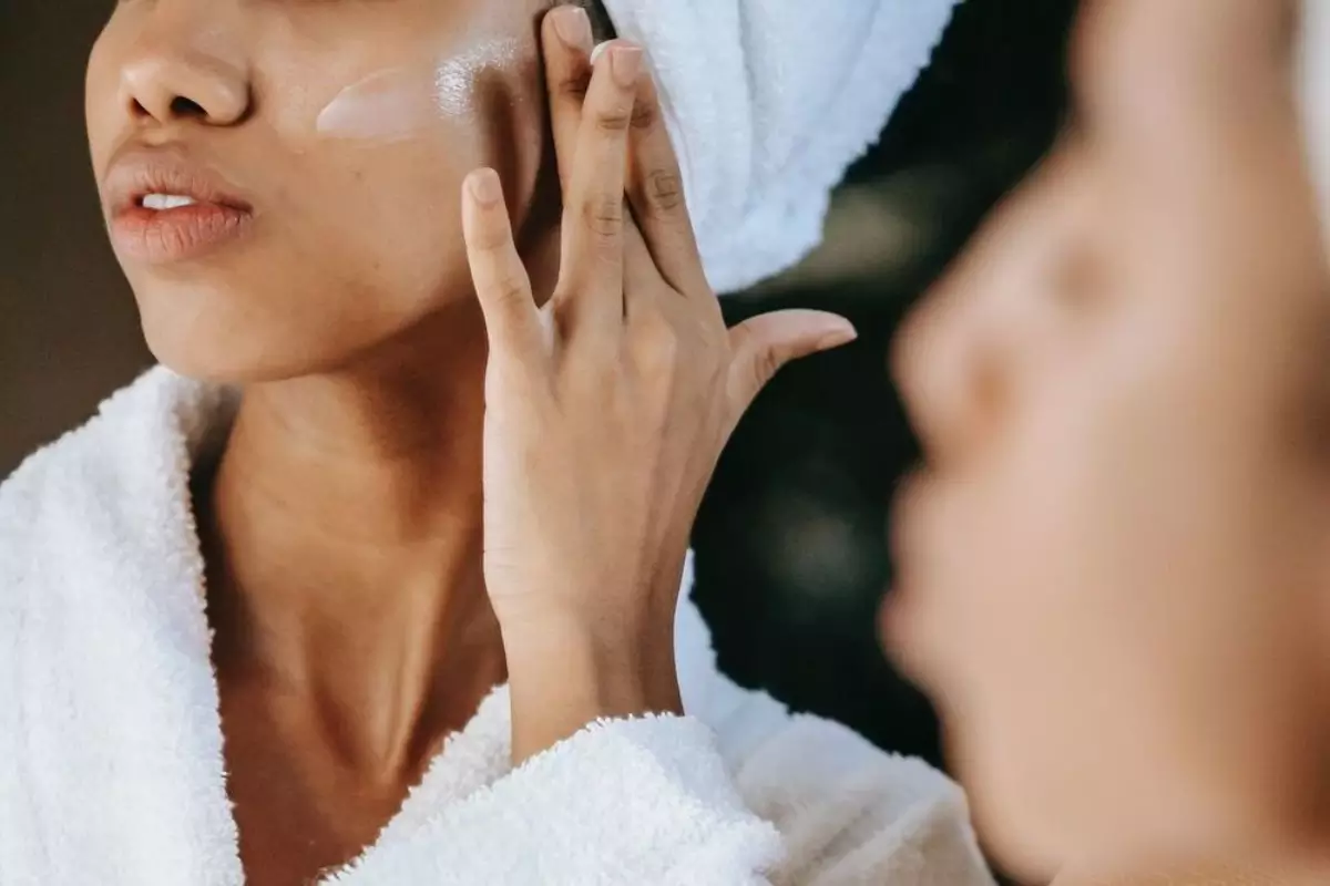 Gunakan Moisturizer Gunakan Moisturizer