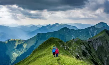 Pemula Wajib Baca! Ini Tips Buat Kalian yang Pertama Kali Naik Gunung