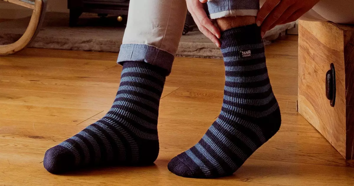 membuat kaki tetap hangat