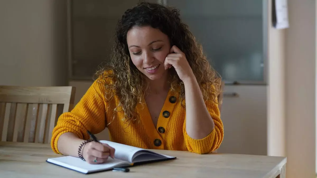 Membuat Jurnal untuk mengatasi kesehatan mental