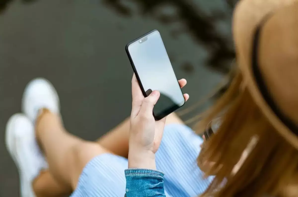 Pantau Update Terbaru Pantau Update Terbaru