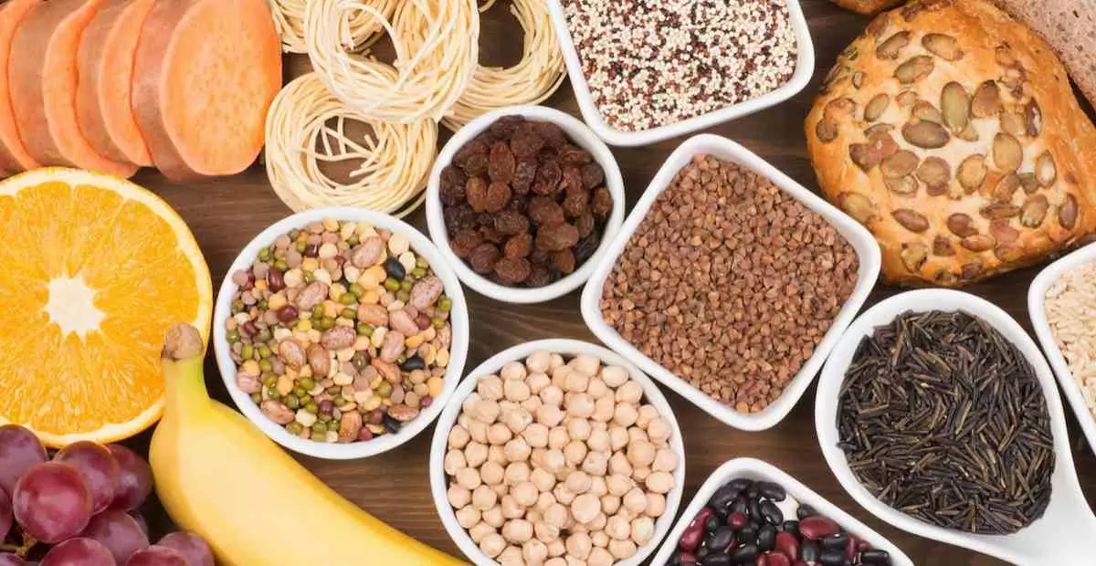 Makan Makanan Tinggi Karbohidrat Makan Makanan Tinggi Karbohidrat