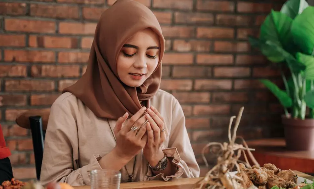 Ini Perbedaan Puasa Wajib di Bulan Ramadhan dan Puasa Sunnah