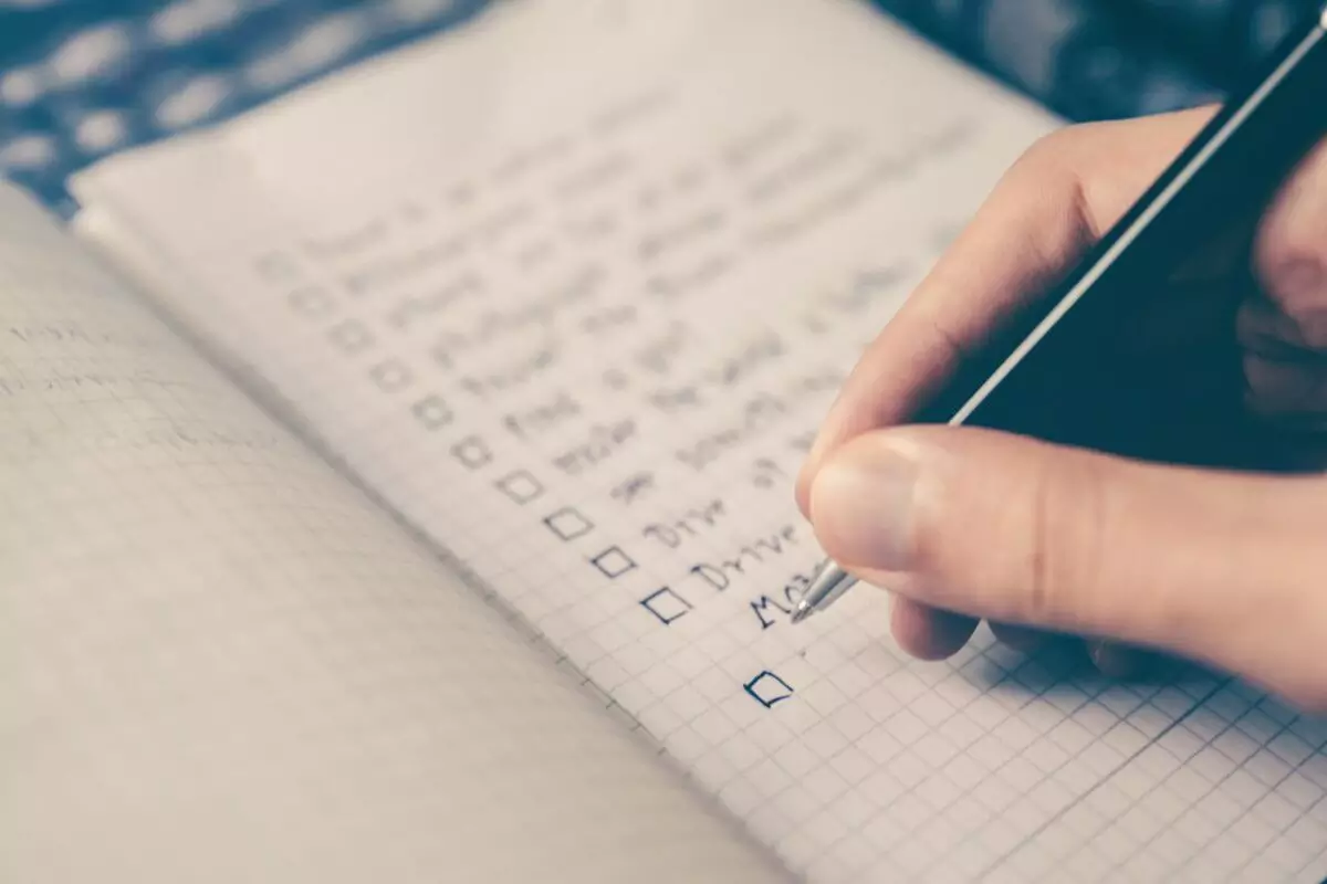 Mencatat perbuatan buruk agar tidak dilakukan selama bulan Ramadan