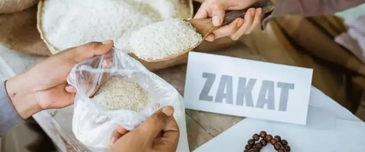 Sedekah Zakat Fitrah Zakat fitrah merupakan salah satu cara bersedekah