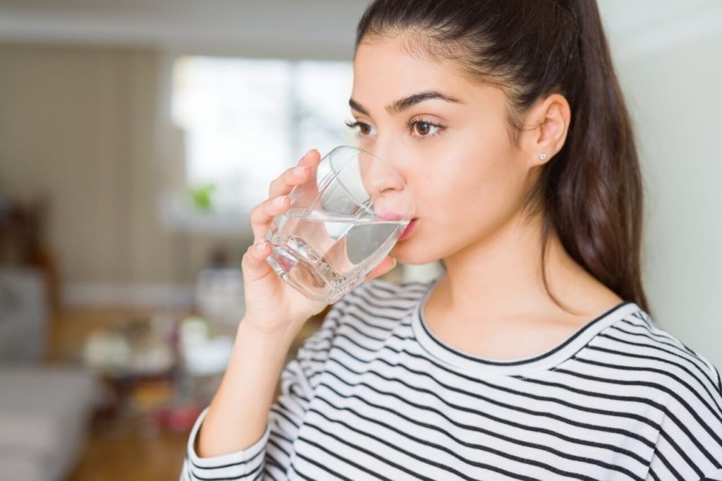 Minum Air Putih