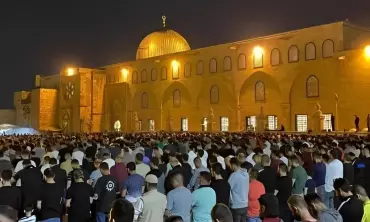 Salat Tarawih: Salat Khusus yang Hanya Ada di Bulan Ramadan