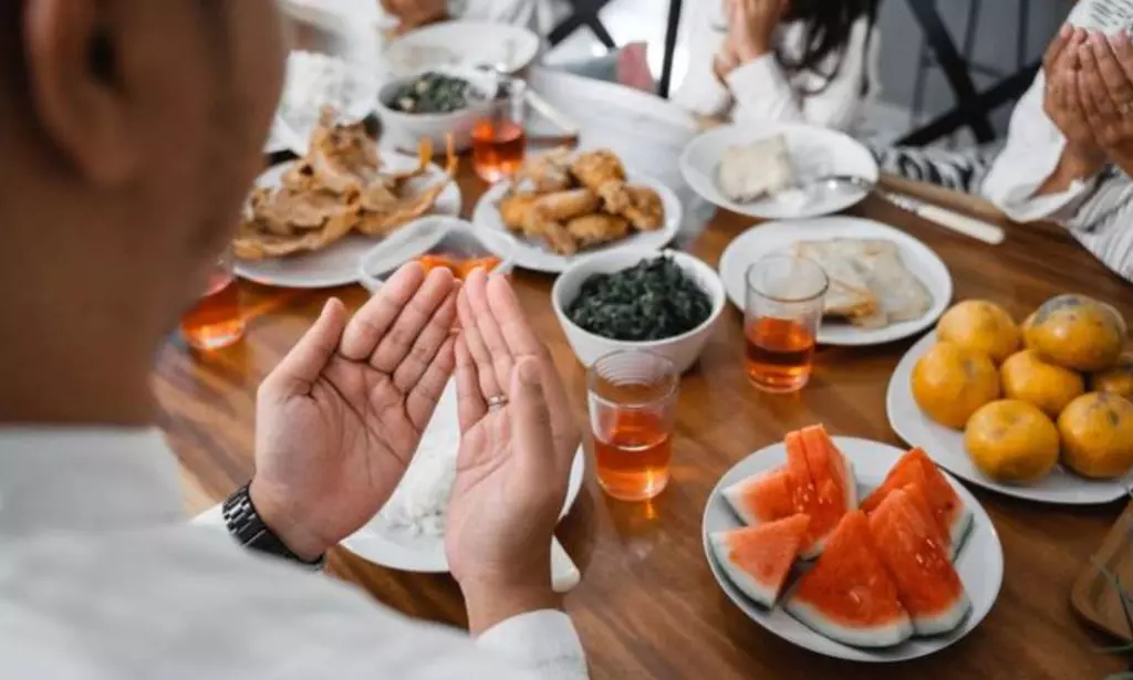 Menu Buka Puasa Rendah Kalori Agar Lebih Sukses Jalankan Program Diet!