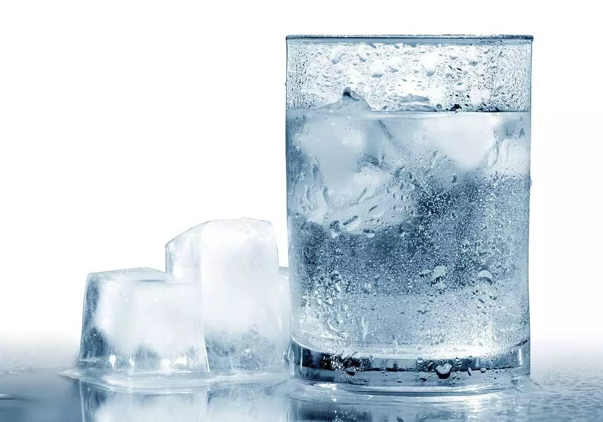 Minuman Dingin Minuman dingin untuk berbuka puasa.