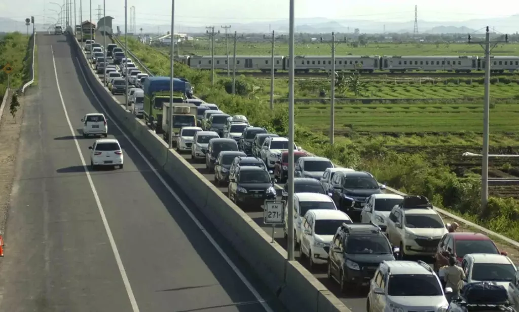 Lebaran Sebentar lagi, Pilihlah Waktu Mudik Yang Tepat agar Tak Kena Macet!