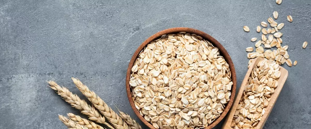 Oats Oat merupakan salah satu makanan rendah kalori yang tetap mengenyangkan.