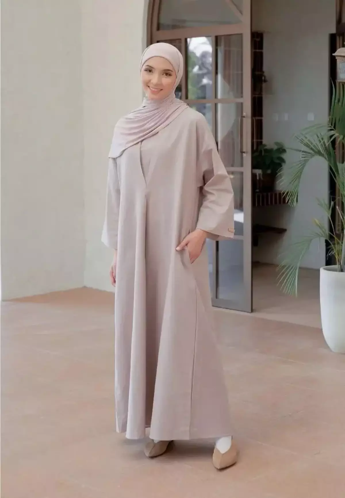 ABAYA ABAYA