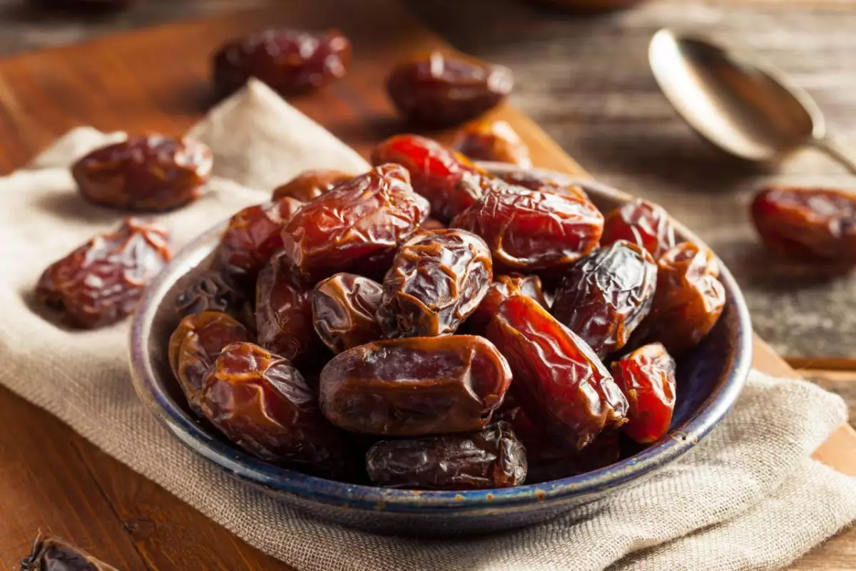 kurma kering kurma kering