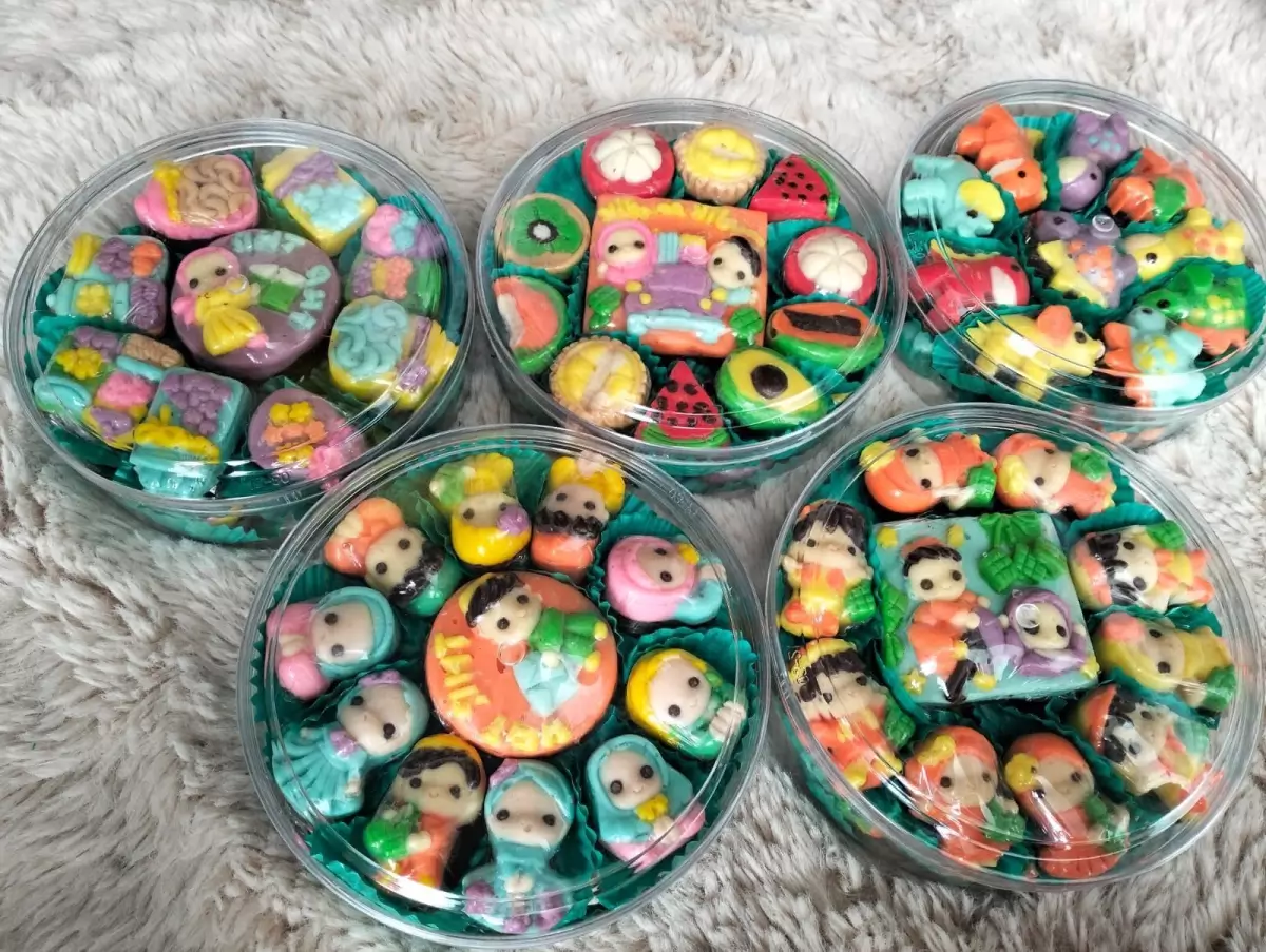 Cokelat merupakan salah satu rekomendasi yang bisa untuk THR Lebaran selain uang.