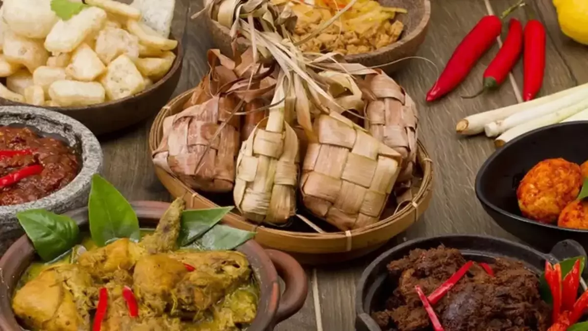 Persiapkan Makanan dan Minuman Lebaran