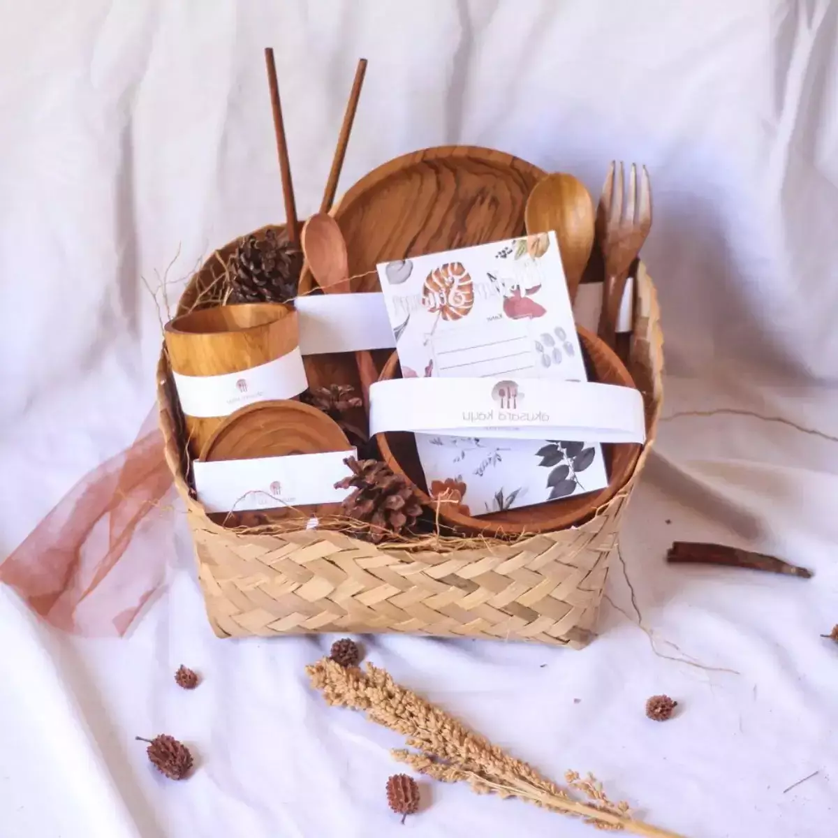 Hampers Peralatan Makan