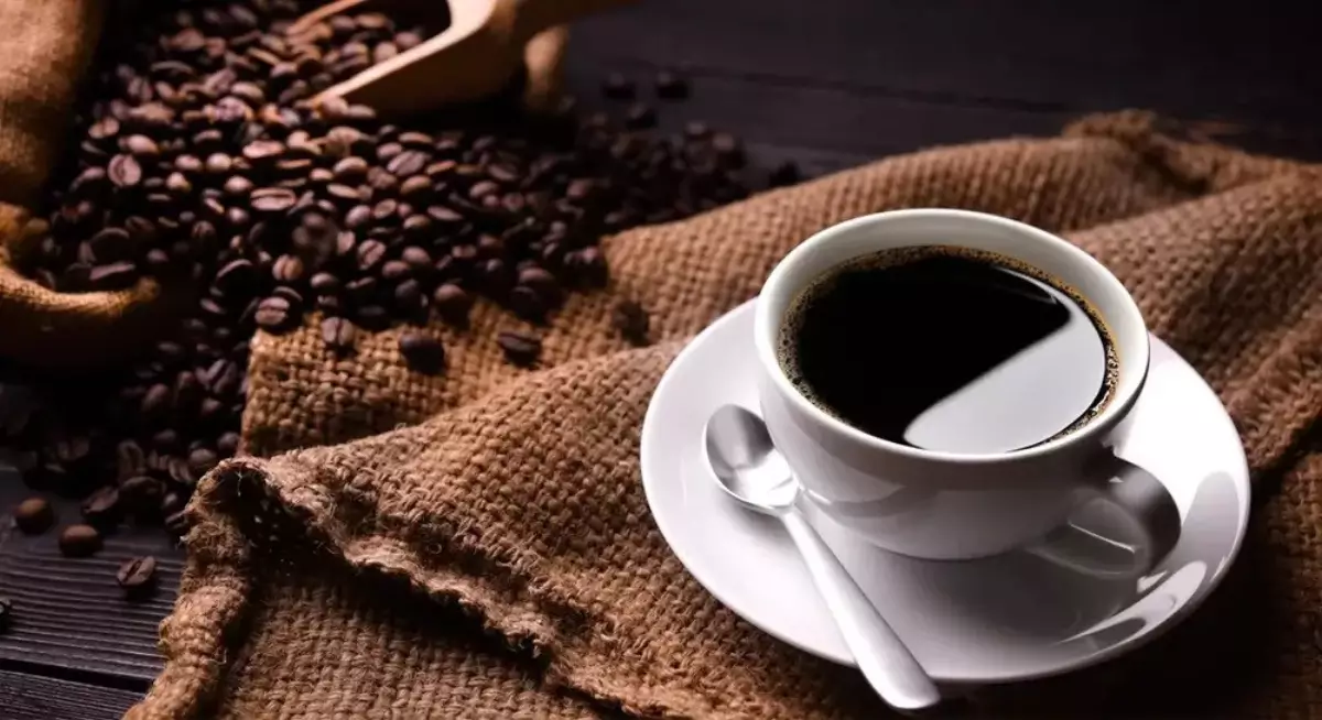 Hindari Mengonsumsi Kafein di Malam Hari Hindari Mengonsumsi Kafein di Malam Hari