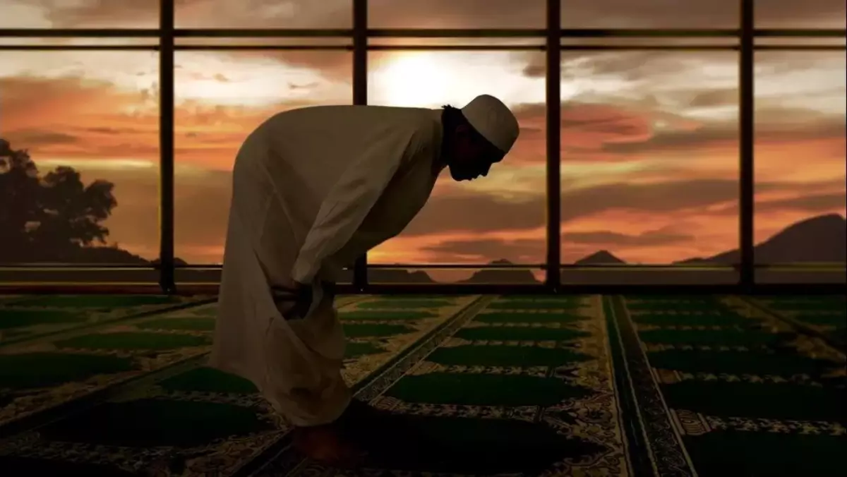 Menunda Waktu Shalat