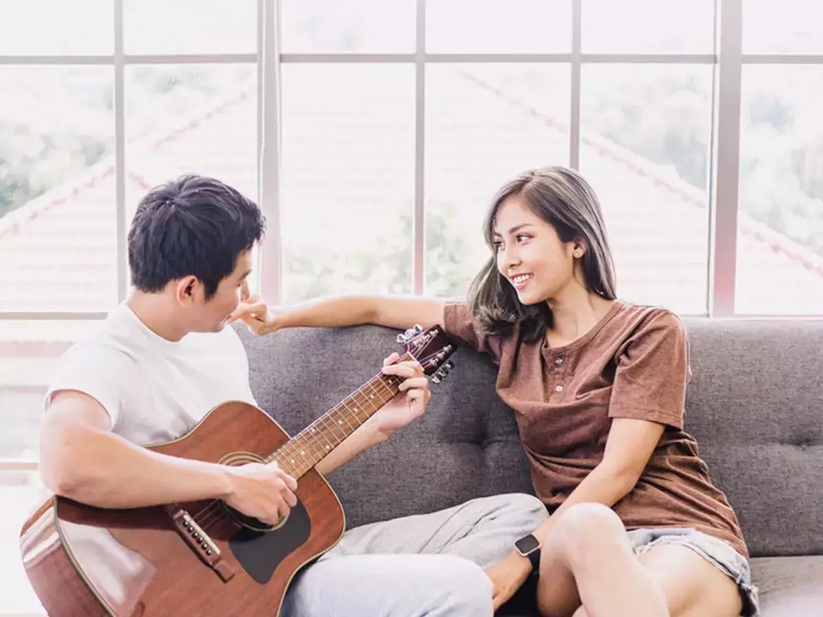 Lakukan Kontak Mata untuk PDKT